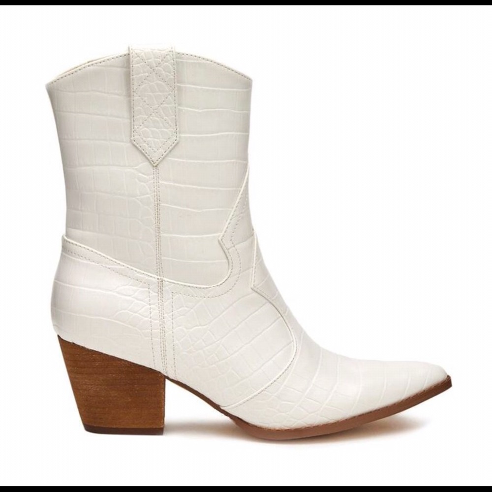 COCONUTS

BAMBI WESTERN BOOT